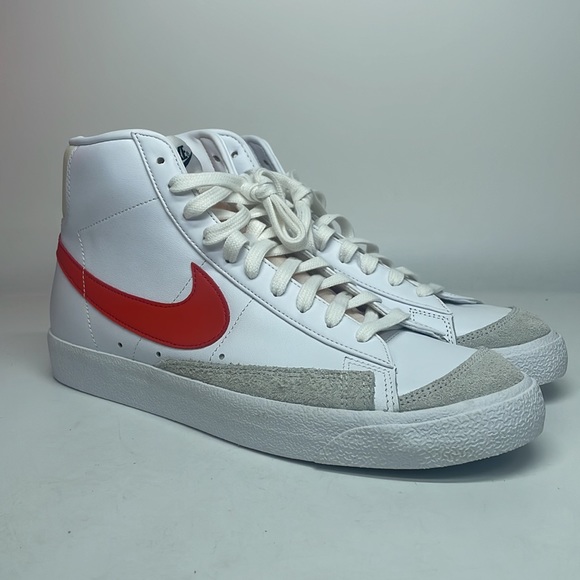 New Men’s Nike Blazer Mid 77 VNTG White Picante Red Coconut Milk BQ6806-122 NWOB - Picture 2 of 4